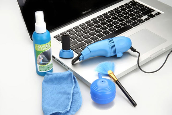 Hướng Dẫn Cách Vệ Sinh Máy Tính Đúng Cách vệ sinh máy tính